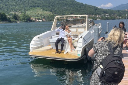 Noleggio Barca a motore Ilver Ilver 36 Lecco