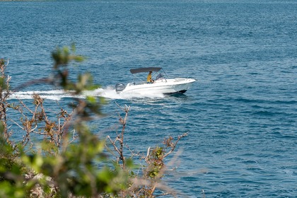 Hire Motorboat Atlantic Marine Open 670 Split