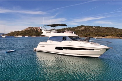 Location Bateau à moteur Prestige 460 Fly Saint-Laurent-du-Var