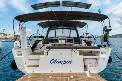 Чартер Парусная яхта  Dufour 530 Каниђоне