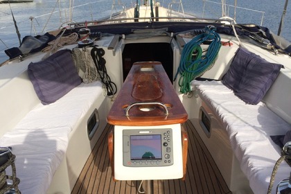 Hire Sailboat BENETEAU OCEANIS 523 AND OCEANIS 54 Ta' Xbiex
