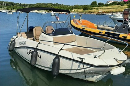 Rental Motorboat Quicksilver 605 Open Pula