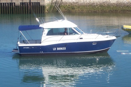 Charter Motorboat BENETEAU ANTARES 9 Marseille