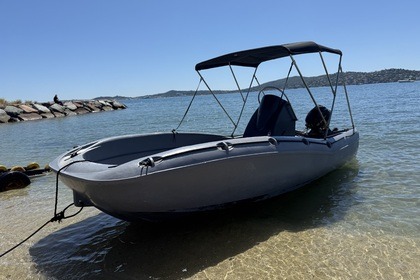 Rental Boat without license  Bateau sans permis FUNYAK 450 Grimaud