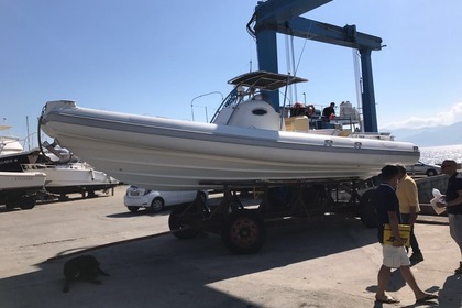 Noleggio Gommone Nautica LED Led 33 GS Reggio Calabria