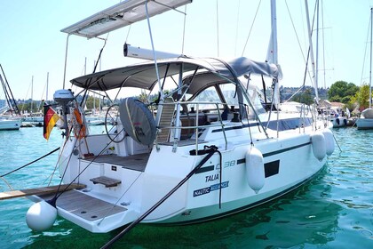 Czarter Jacht żaglowy Bavaria Yachtbau Bavaria C38 Korfu