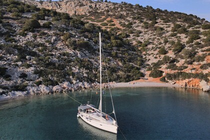 Rental Sailboat Bavaria 46 Cruiser Athens