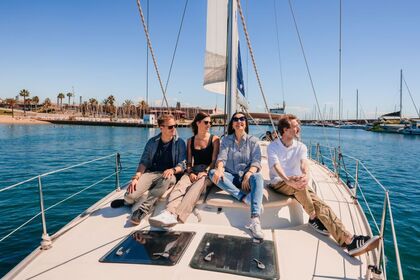 Hire Sailboat Beneteau Oceanis 461 Barcelona