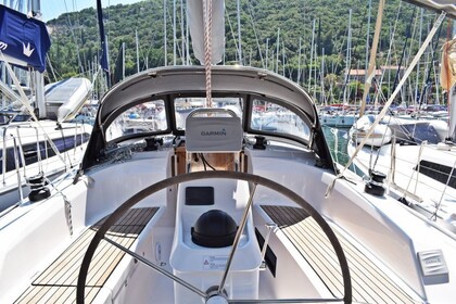 Charter Sailboat Bavaria Yachtbau Bavaria Cruiser 34 - 2 cab. Zaton