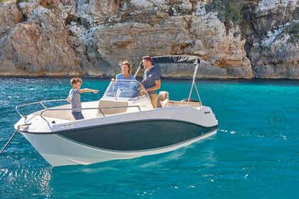 Rental Motorboat Quicksilver Activ 555 Marseille