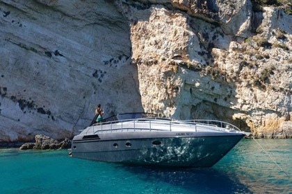 Verhuur Motorjacht Pershing Open Sport 40 (43 ft) Mikonos
