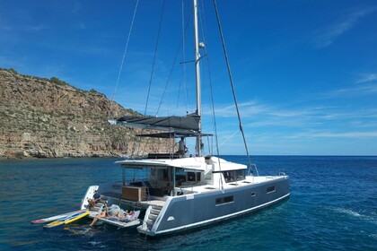 Alquiler Catamarán  Lagoon 52F Santa Eulalia del Río