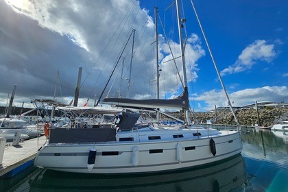 Charter Sailboat Bavaria 40 Cruiser Toulon