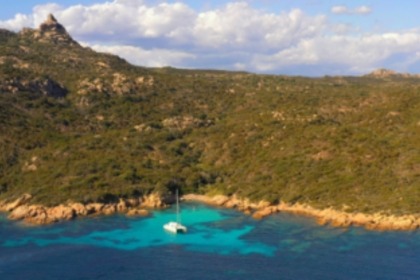 Alquiler Catamarán NAUTITECH 435 Porto Vecchio