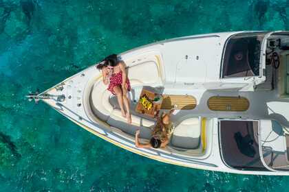Hire Motorboat Crownline BR32 Ayia Napa