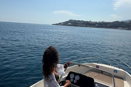 Noleggio Barca senza patente  Quicksilver Activ 555 Open Riva ligure