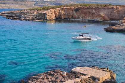 Charter Motorboat Bluline Bluline 21 open Malta