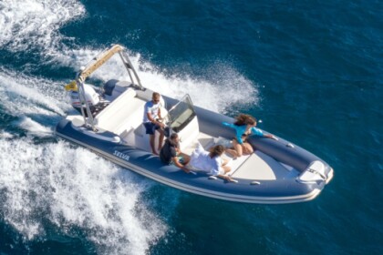 Noleggio Gommone Italboats Gommone 680 Sorrento