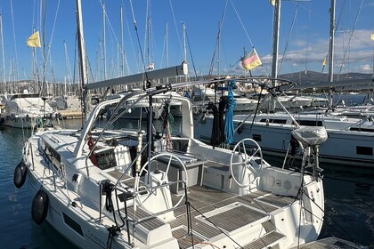 Noleggio Barca a vela Beneteau Oceanis 41.1 Marina Frapa
