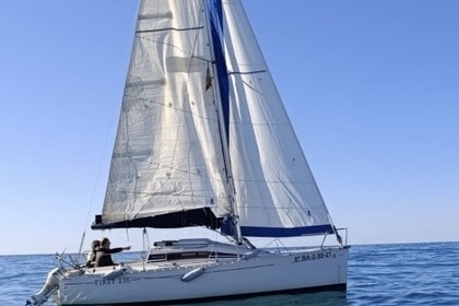 Alquiler Velero Beneteau First 235 Vilanova i la Geltrú
