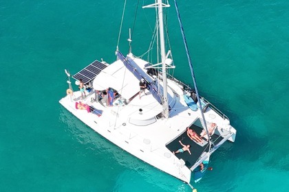 Charter Catamaran Fountaine Pajot Belize 43 Saint Martin