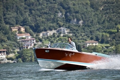 Charter Motorboat Riva Ariston Monaco