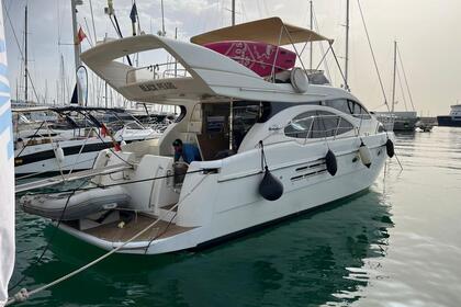 Hire Motorboat Azimut 46 Fly Marina Palma Cuarentena