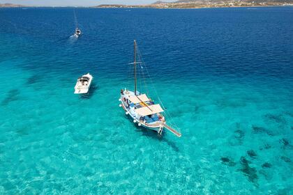 Ενοικίαση Γουλέτα GREEK TRADITIONAL WOODEN BOAT TRADITIONAL GREEK BOAT Πάρος