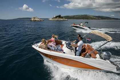 Charter Motorboat Barracuda 545 Open Podgora, Split-Dalmatia County
