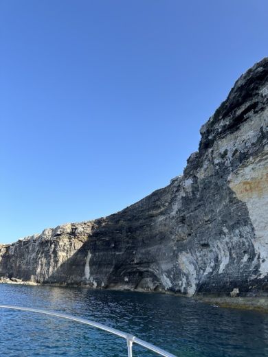 Buġibba Motorboat Buccaneer 22 alt tag text