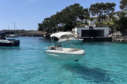 Location Bateau à moteur Karel ( Sin Licencia ) Cala d'Or