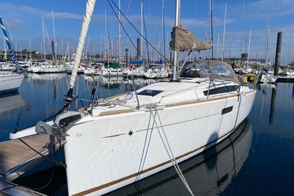 Location Voilier Jeanneau Sun Odyssey 349 Roscoff