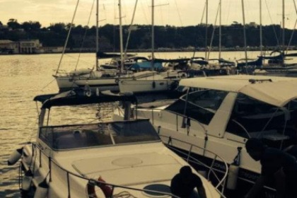 Location Bateau à moteur Mano Marine Mano 32 Baïes