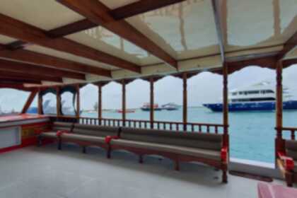 Чартер Моторная яхта Custom Design Traditional Madivian Luxury Dhoani Мале