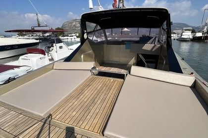 Hire Motorboat Franchini Diamante x 35 Porto Badino