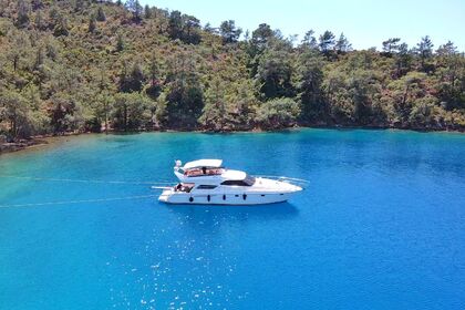 Noleggio Yacht a motore Luxury Motoryacht with a capacity of 6 people 2019 Göcek