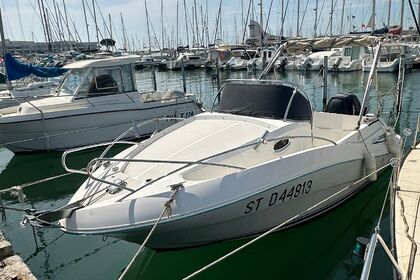 Location Bateau à moteur Quicksilver 635 Port Camargue