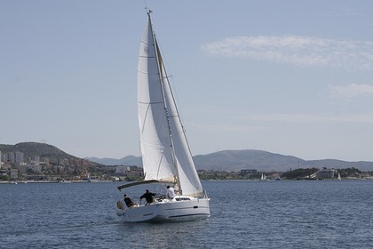 Чартер Парусная яхта Dufour Dufour 350 Grand Large Шибеник