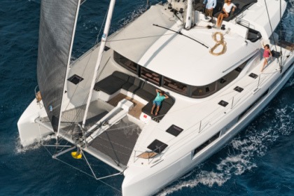 Noleggio Catamarano Lagoon 50 (Gen+A/C+WM) Salerno