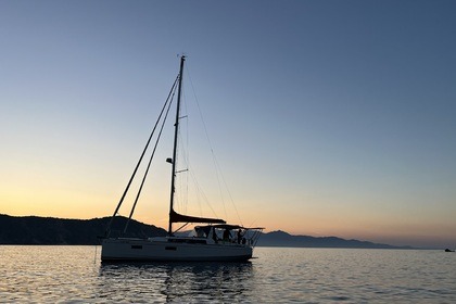 Location Voilier Beneteau Oceanis 38.1 L'Escala