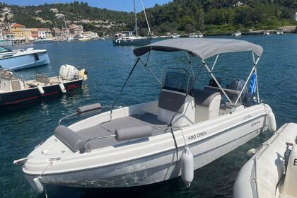 Charter Motorboat Karel 480 Gaios