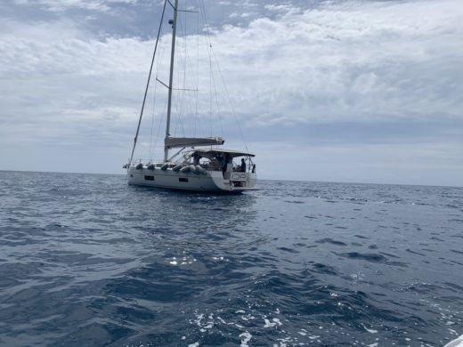 Porto Venere Sailboat Bavaria - YachtBau C45 Style luxury 3 cabin alt tag text