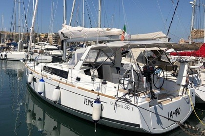 Verhuur Zeilboot Beneteau Oceanis 38.1 Bocca di Magra, La Spezia