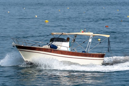 Noleggio Barca a motore Cantieri Del Cilento Gozzo Sorrentino Amalfi