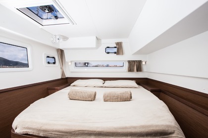 Location Catamaran Lagoon 42 Capo d'Orlando