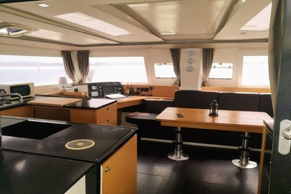 Alquiler Catamarán Fountaine Pajot Helia 44 Santa Pola