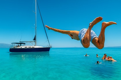 Alquiler Velero Beneteau Oceanis Clipper 331 Menorca