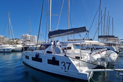 Verhuur Catamaran  AVENTURA 37 Sant Antoni de Portmany