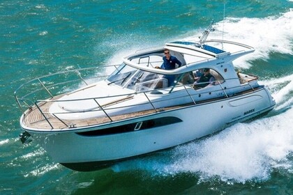 Charter Motorboat Marex 310 Sun Cruiser Laurium