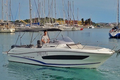 Hire Motorboat Jeanneau Cap Camarat  7.5 WA-2 Pula